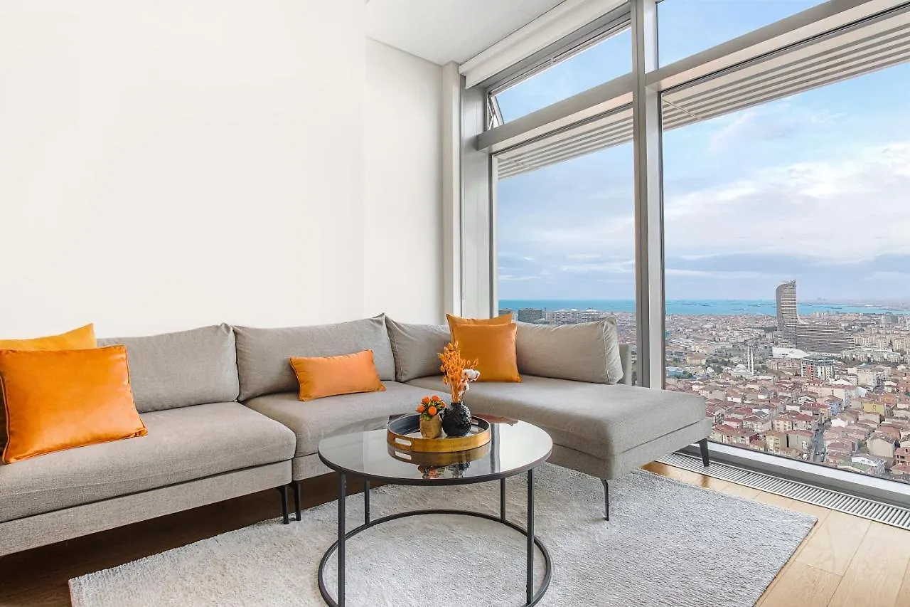 Apartment Emaar, Dinner At 102M With A View Of The Bosphorus Istanbul