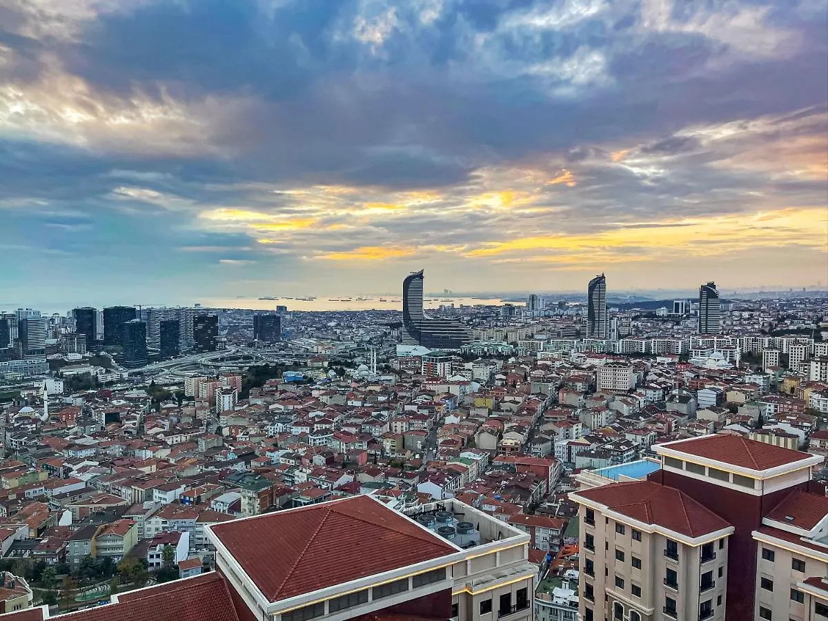شقة Emaar, Dinner At 102M With A View Of The Bosphorus اسطنبول